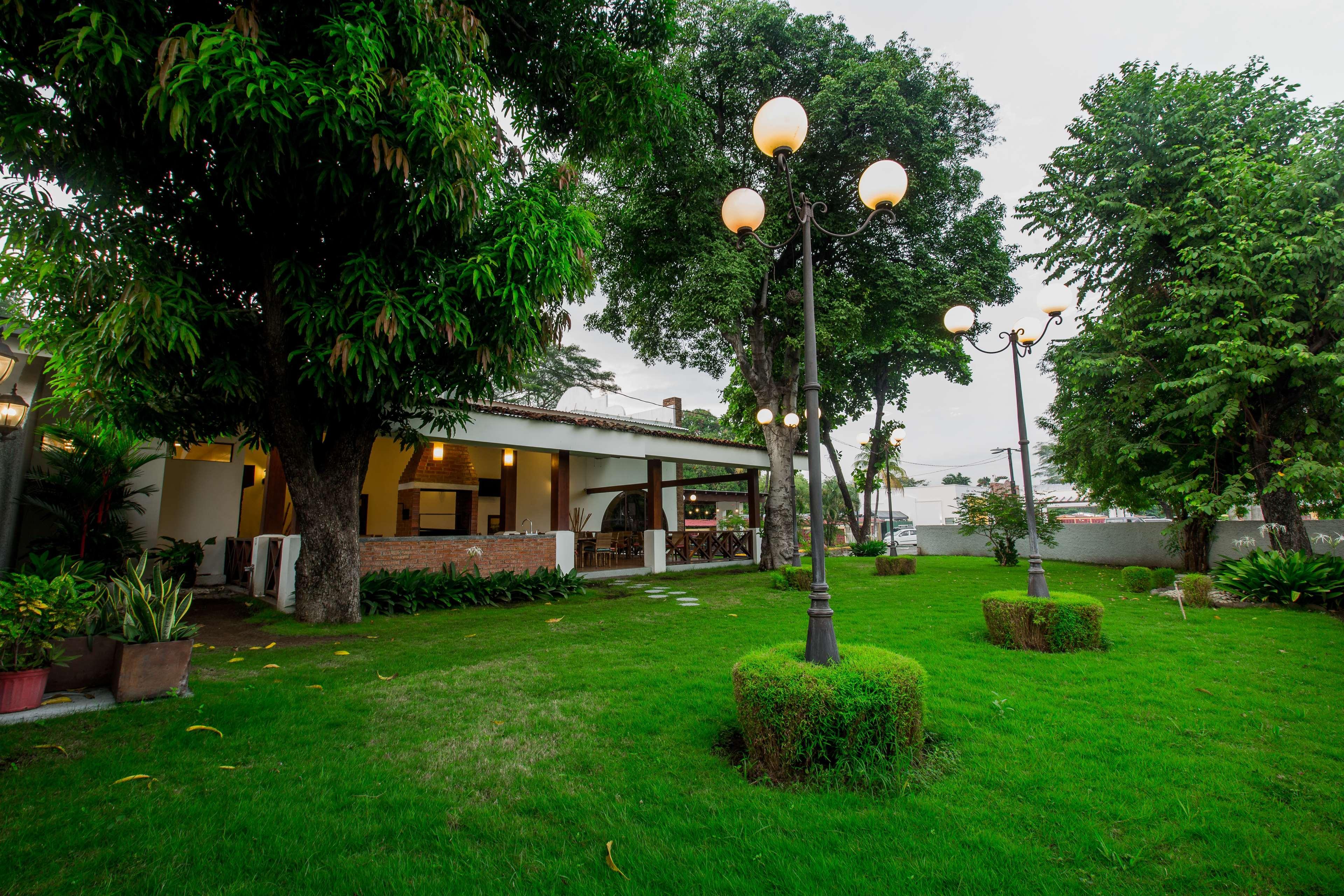 Best Western Las Mercedes Airport Managua Kültér fotó